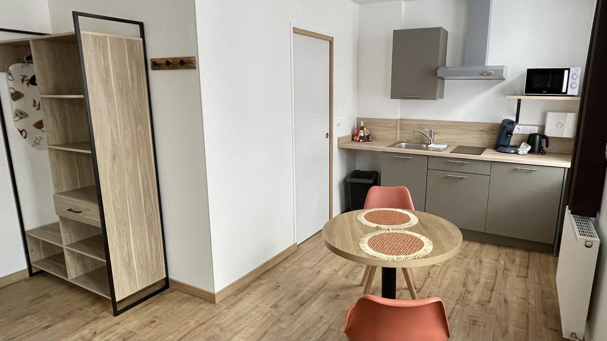 Appart Hotel Gambetta ล็องส์ ห้อง รูปภาพ