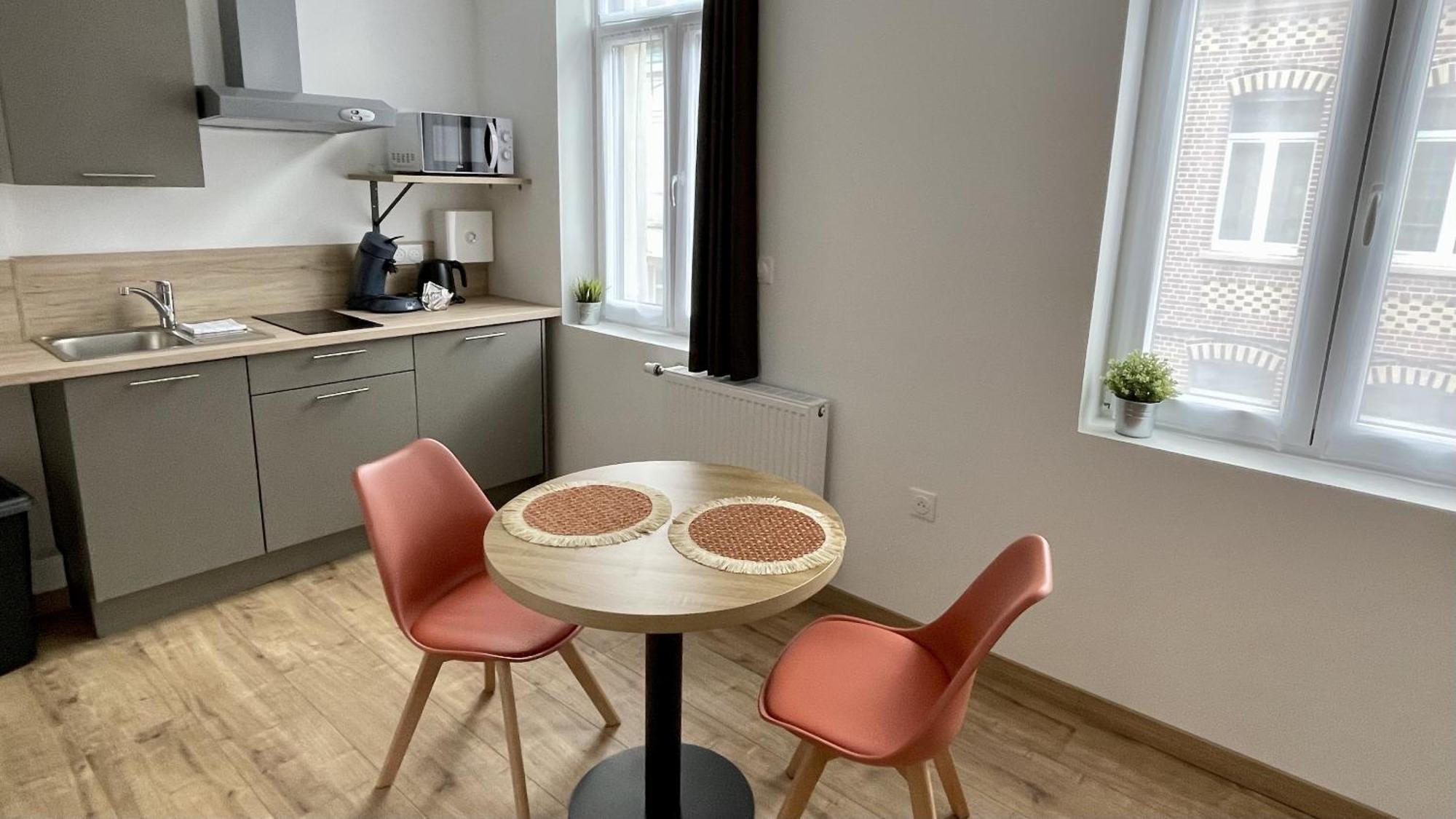 Appart Hotel Gambetta ล็องส์ ภายนอก รูปภาพ
