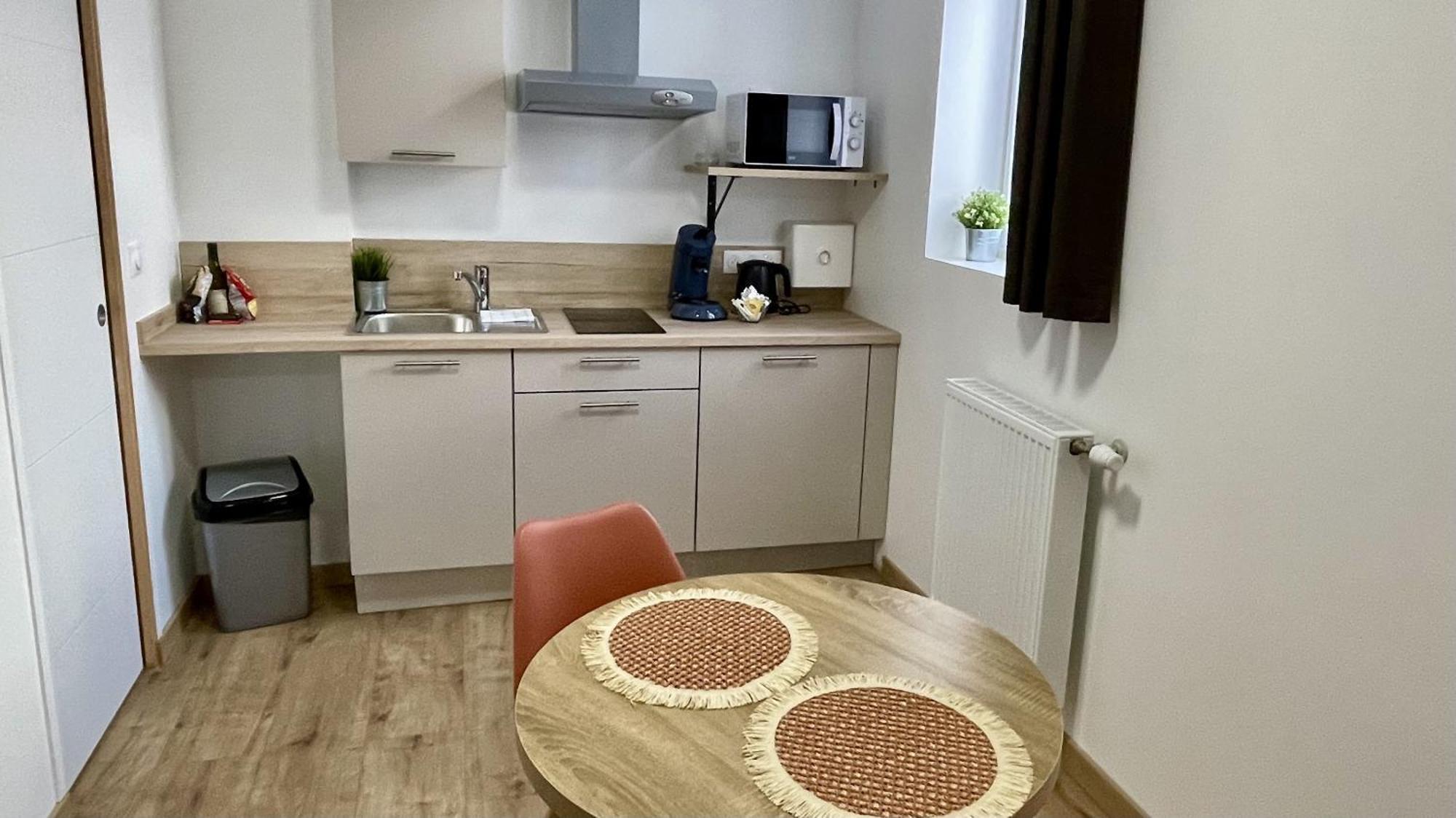 Appart Hotel Gambetta ล็องส์ ห้อง รูปภาพ